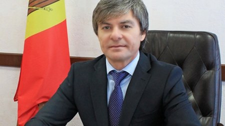 Nazir m&uuml;avini&nbsp; korrupsiyaya g&ouml;rə saxlanıldı