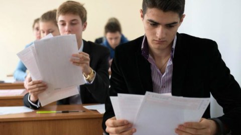Ali məktəblərə sənəd qəbulu bu gün başa çatır  