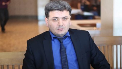 3 yaşlı &ldquo;Avtosfer&rdquo;in baş redaktoru: &ldquo;Saxlanılan 10 s&uuml;r&uuml;c&uuml;dən 9-u kiməsə zəng vurur&rdquo;