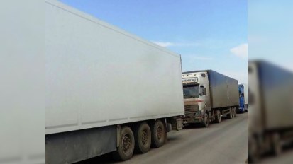Rusiya ilə sərhəddə tonlarla Azərbaycan məhsulu saxlanılıb