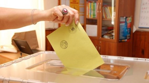 Türkiyədə seçicilərin 51.2  faizi "Evet" dedi - Yenilənir