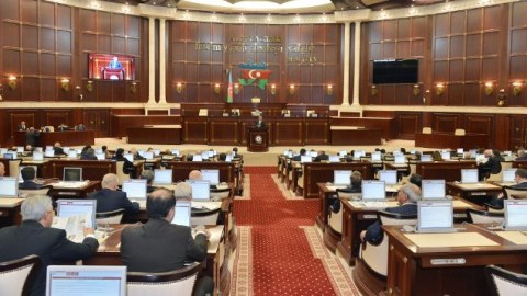 Deputatların etik davranış qaydaları müzakirəyə çıxarıldı - YENİLƏNİB  
