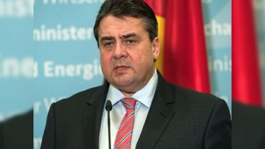 Alman nazir T&uuml;rkiyəni dəstəklədi