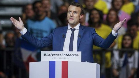 Fransada prezident seçkilərində Emmanuel Makron rəqiblərini QABAQLADI