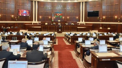 Milli Məclisin idmançı deputatları...