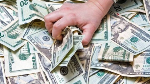 ABŞ dolları kəskin bahalaşa bilər 