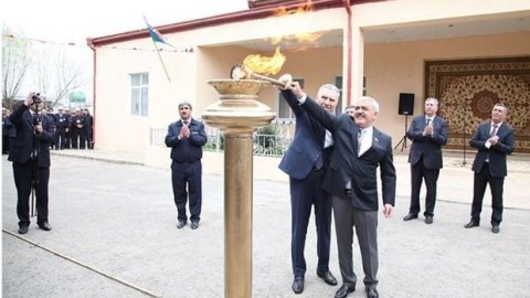 “Azəriqaz”dan köçkünlərə gözdağı: 11 qəsəbəyə qaz xətti çəkildi, balon qoydular, açılış edib, getdilər...  