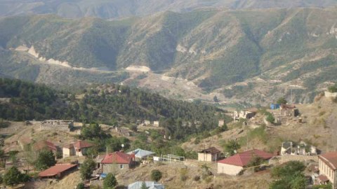 La&ccedil;ının İŞĞALI: &ldquo;Rusiyanın əmrinə birinci Azərbaycan tabe oldu&rdquo;