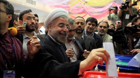 İran xalqı bu gün yeni prezident seçir  