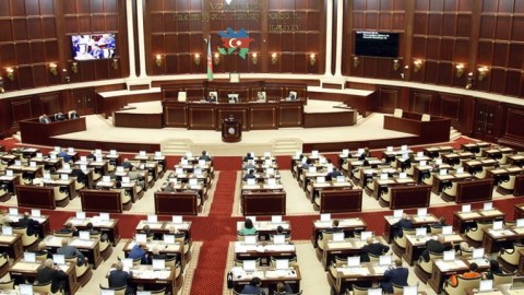 Parlamentin yaz sessiyasının sonuncu iclasında 41 məsələ müzakirə ediləcək - SİYAHI 