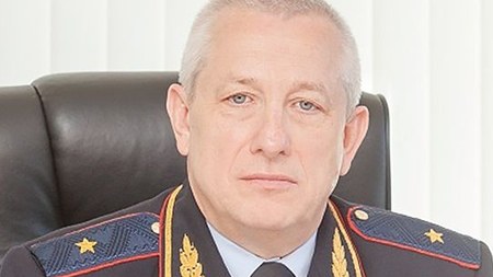 İşdən &ccedil;ıxarılan general G&uuml;rc&uuml;stana qa&ccedil;ıb