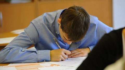 &Ouml;dənişsiz sınaq imtahanları ke&ccedil;iriləcək  