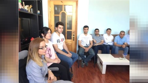 Modern.az mənzil almaq &uuml;&ccedil;&uuml;n namizədlərlə bağlı iclas ke&ccedil;irdi, se&ccedil;im etdi - FOTOLAR