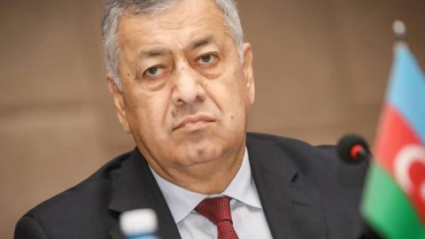 “Əhali banklara deyil, banklar əhaliyə yalvarmalıdır!"  