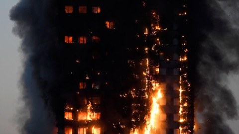 Londondakı yanğında &ouml;lənlərin sayı 12 nəfərə &ccedil;atdı