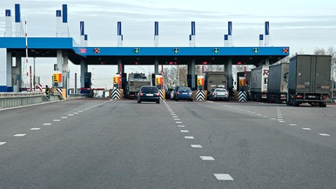 “Azəravtoyol” yolların ödənişi üçün Tarif Şurasına müraciət etdi
