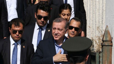 Almaniya hökuməti Ərdoğanın mühafizəçilərinə qadağa qoydu   