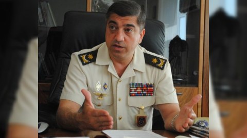 Prezident generalı vəzifəsindən azad etdi