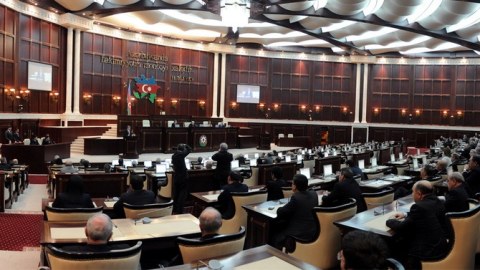 Müharibə başlasa, deputatlar döyüşə gedəcəkmi...   