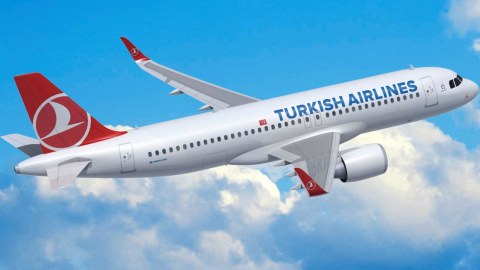 İstanbulda iki təyyarə TOQQUŞDU 