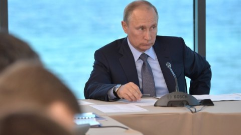 Putin prezidentliyə namizədliyini verəcək? - Özü AÇIQLADI