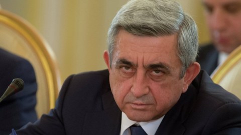 “Bizə silah verin, Sarkisyanın dəstəsini məhv edək” – Yerevanda üsyan ÇAĞIRIŞLARI