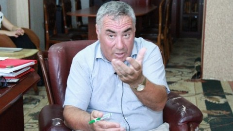 Sazda &ccedil;alıb-oxuyan Hafiz Hacıyev bu dəfə Aşıqlar Birliyini &ldquo;VURDU&rdquo;