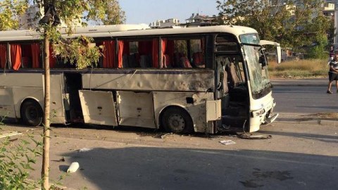 İzmirdə partlayış - 6 yaralı 