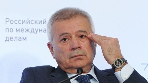 Vahid Ələkbərov bu il 700 milyon dollar itirib