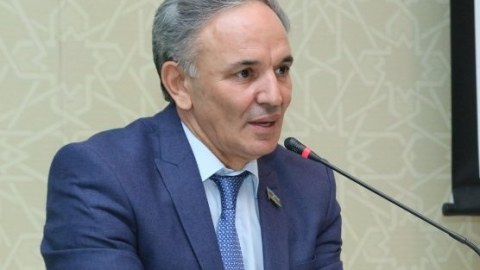 “İctimai rəyi məhz internet mediası formalaşdırır” - Əflatun Amaşovdan saytlara növbəti DƏSTƏK   