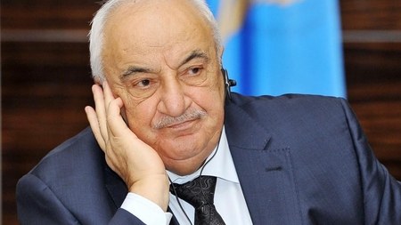 Abid Şərifov qəzəbləndi: “Onu deyən qələt edir!”   