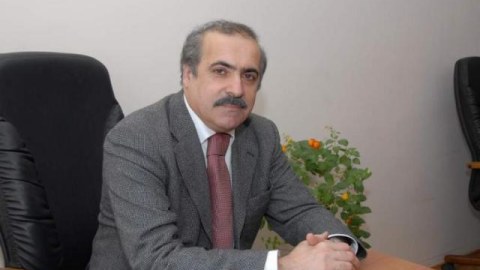 Komitə sədri dərsliklərin yazılması ilə bağlı təklif verdi