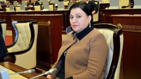 Deputat ittiham etdi: “Bakı ətrafı bütün kəndlərdə qızlara qadağa qoyulub”