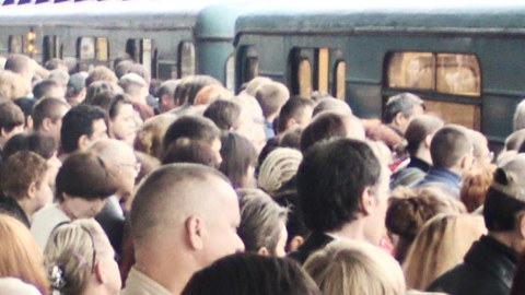 Bakı metrosunda basabas: “Xəttə bundan artıq qatar buraxa bilmərik”   