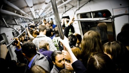 Bakı Metropoliteni: &ldquo;Qatarlarımızda kondisioner yoxdur, amma təbii hava var&rdquo;  &nbsp;