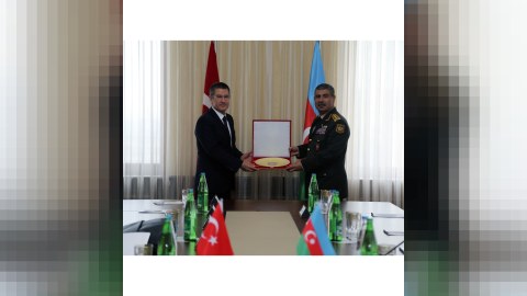 Azərbaycan və Türkiyə müdafiə nazirləri Bakıda görüşdü 