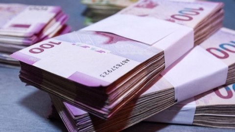Yeni devalvasiya TƏHL&Uuml;KƏSİ - &ldquo;Hər şey Mərkəzi Bankdan asılıdır&rdquo;