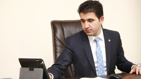 Deputat nazirliyi ittiham etdi: “Potensial xəstələr yetişdiririk”