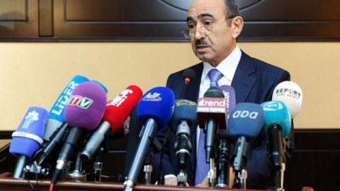 Əli Həsənov: “Yaxşı ki, indi o telekanal yoxdur”