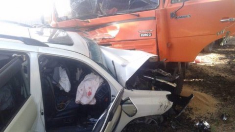 Dəhşətli yol qəzası: Baş nazirin müavini, köməkçisi və sürücü öldülər - FOTOLAR  