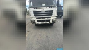 Y&uuml;k maşınları g&ouml;r&uuml;n nə oyunlardan &ccedil;ıxır &ndash;&nbsp;60 ton y&uuml;k, bağlı n&ouml;mrə... - FOTOLAR