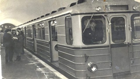 Bakı metrosunun ilk qatarı niyə qəzaya uğramışdı... - MARAQLI  