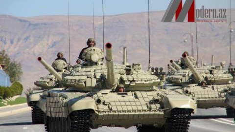 Naxçıvanda hərbi parad keçirildi - YENİLƏNİB - FOTOSESSİYA