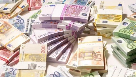 Çexlər avroya keçilməsini istəmir