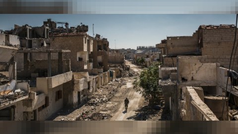 Xarabaya çevrilən, paltarları göz yaşları ilə toza bulaşanların şəhərindən REPORTAJ - FOTOLAR