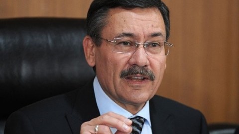 Melih Gökçek Ankaranın başqanlığından getdi