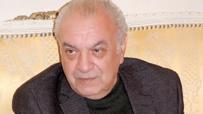 “Televiziya qaydalarını pozub, yumruğunu masaya vurdu” - Rafiq Hüseynovla bağlı XATİRƏLƏR
