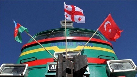 “Bakı-Tbilisi-Qars”la yola salınan ilk qatarın Türkiyəyə çatacağı vaxt AÇIQLANDI    