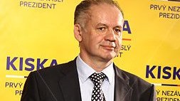 Prezident yol qəzasına d&uuml;şd&uuml;