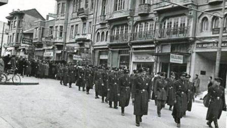Rəsulzadənin dəfnindən &ldquo;Reportaj&rdquo;- &ldquo;Onun əleyhinə danışanlar t&ouml;vbə etməlidirlər&rdquo;